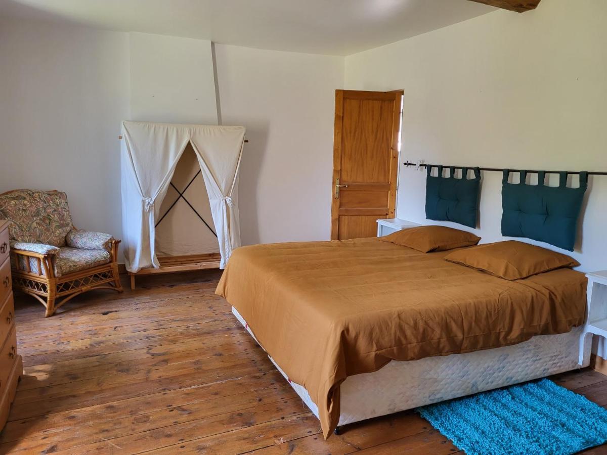 Domaine De La Sarrotte Bed & Breakfast Saugon Exterior foto