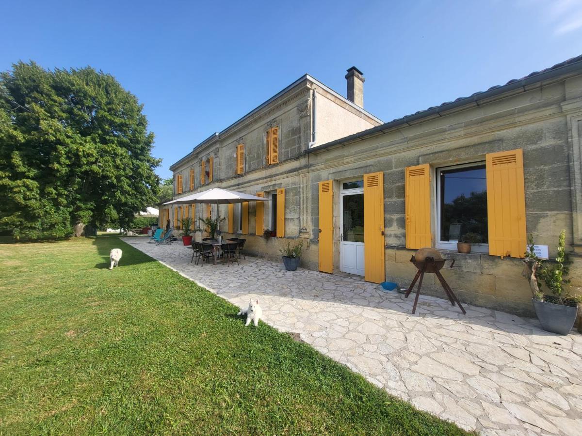 Domaine De La Sarrotte Bed & Breakfast Saugon Exterior foto