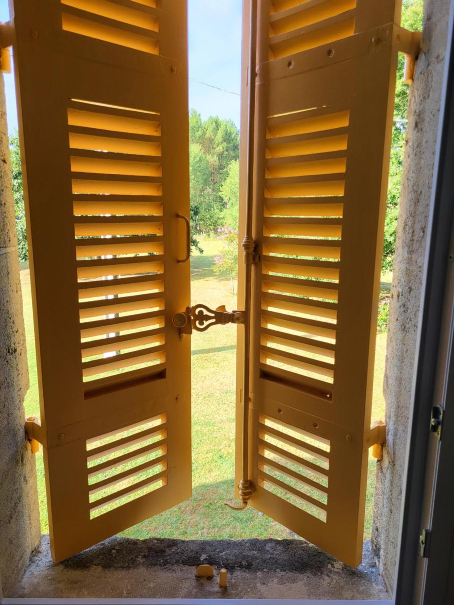 Domaine De La Sarrotte Bed & Breakfast Saugon Exterior foto